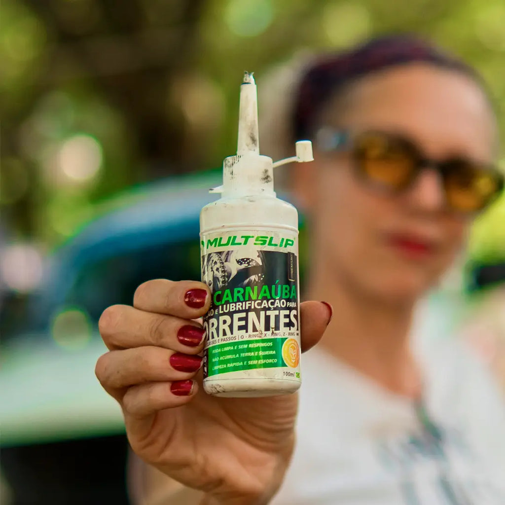 Pague 2 leve 3 Ceras de carnaúba lubrificante para correntes de moto!